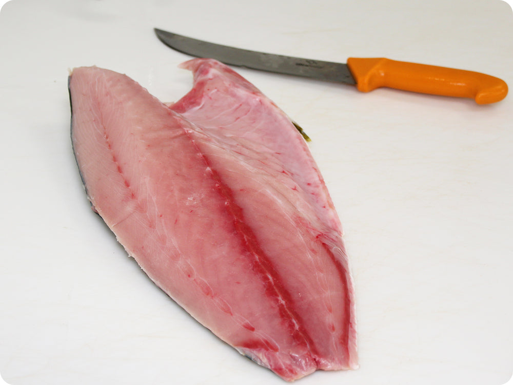 Hamachi (prev-froz, sashimi-grade) by the pound